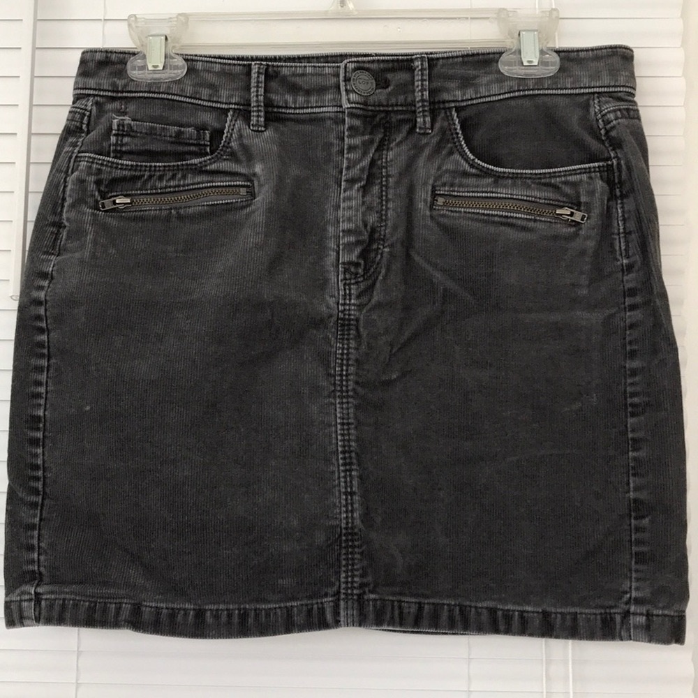 Corduroy Loft Skirt Size 6